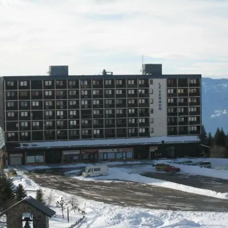 Apartment 21m² Avec Parking Prive, 10eme Etage Charmousse - Fr-1-340-233 *