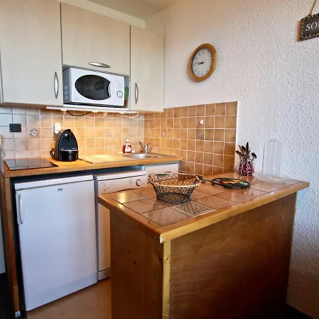21m² Avec Parking Prive, 10eme Etage Charmousse - Fr-1-340-233 Apartment *