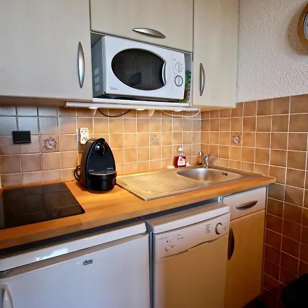 21m² Avec Parking Prive, 10eme Etage Charmousse - Fr-1-340-233 Apartment Chamrousse